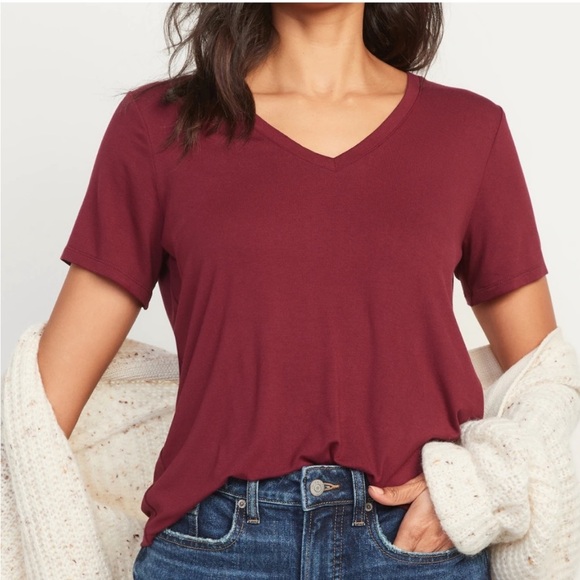 Old Navy Tops - 🌻3/$20 🆕 Old Navy Luxe Burgundy Red V-Neck Super Soft Tee Shirt, Size M